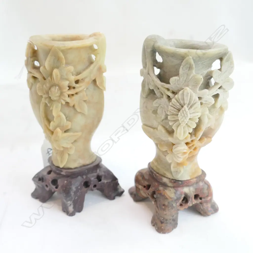 2 X CHINESE SOAPSTONE VASES Image 1++