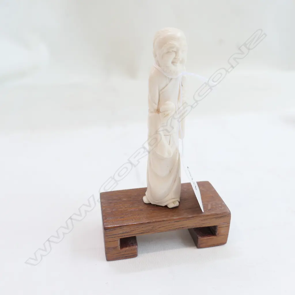 ORIENTAL CARVED IVORY FIGURE OF A SAGE... Image 1++