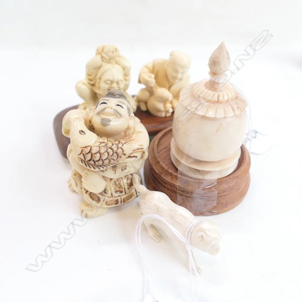 1 IVORY CARVING & 3 OTHER PLASTIC FIGURES + STAND Image 1++