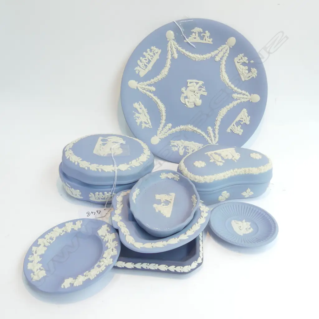 LOT ASST W/WOOD JASPER WARE Image 1++