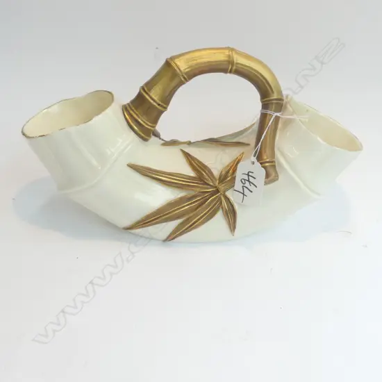 VICT.WORCESTER BAMBOO VASE  L.275mm gilt highlights