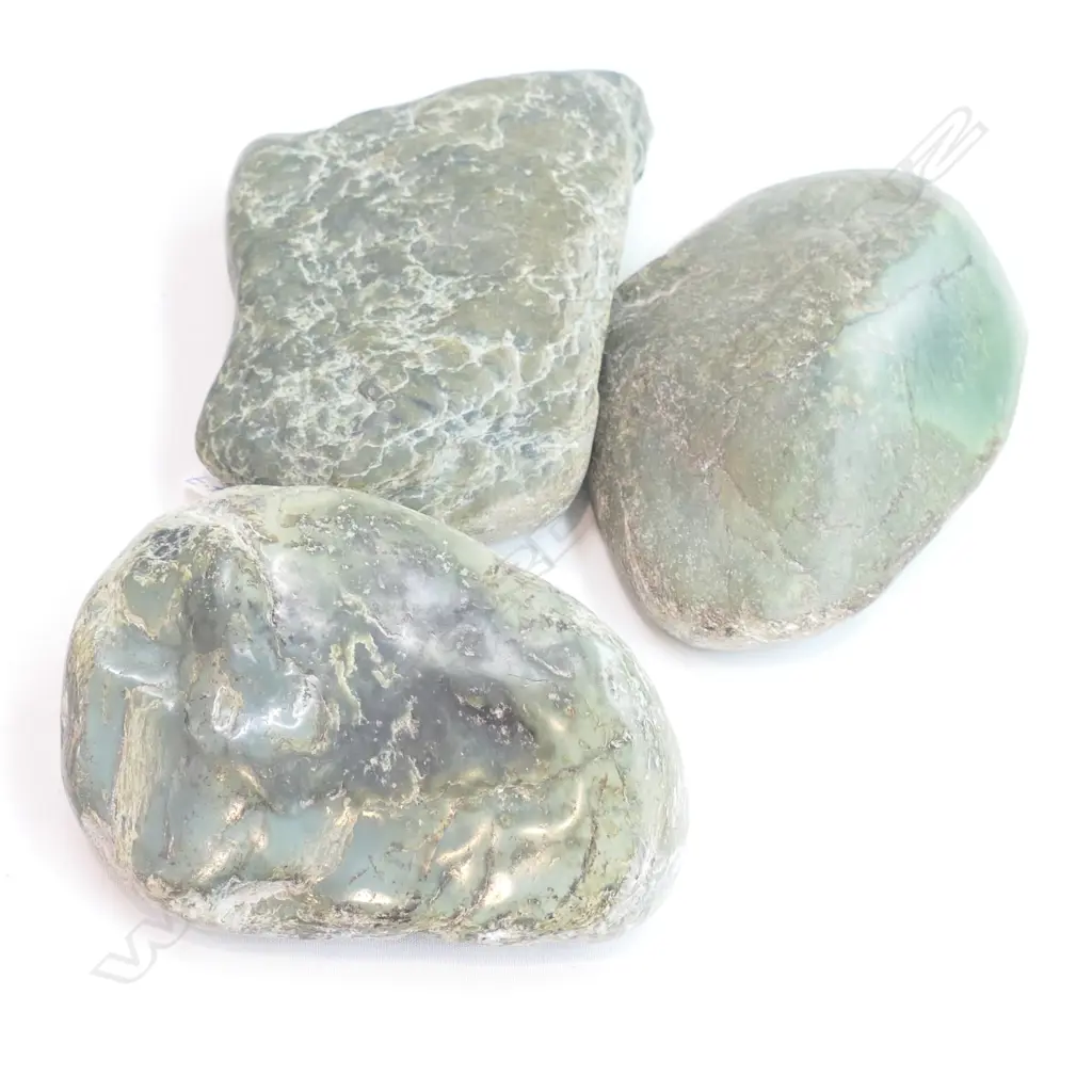 3 SMALL POUNAMU BOULDERS RIVER WORN  Image 1++