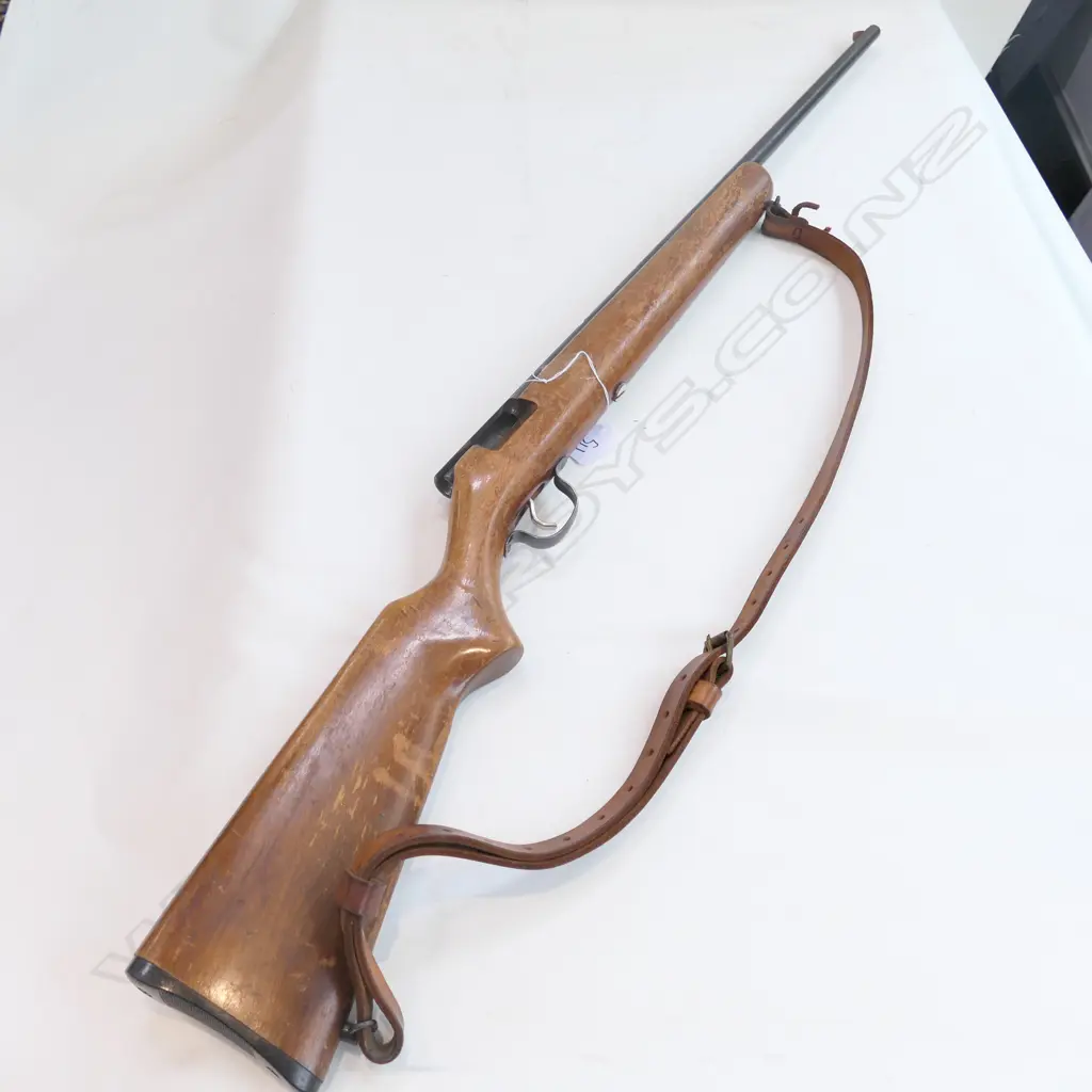 A STEVENS MODEL 15B POINT 22 RIFLE no bolt ARMS LICENCE REQUIRED Image 1++