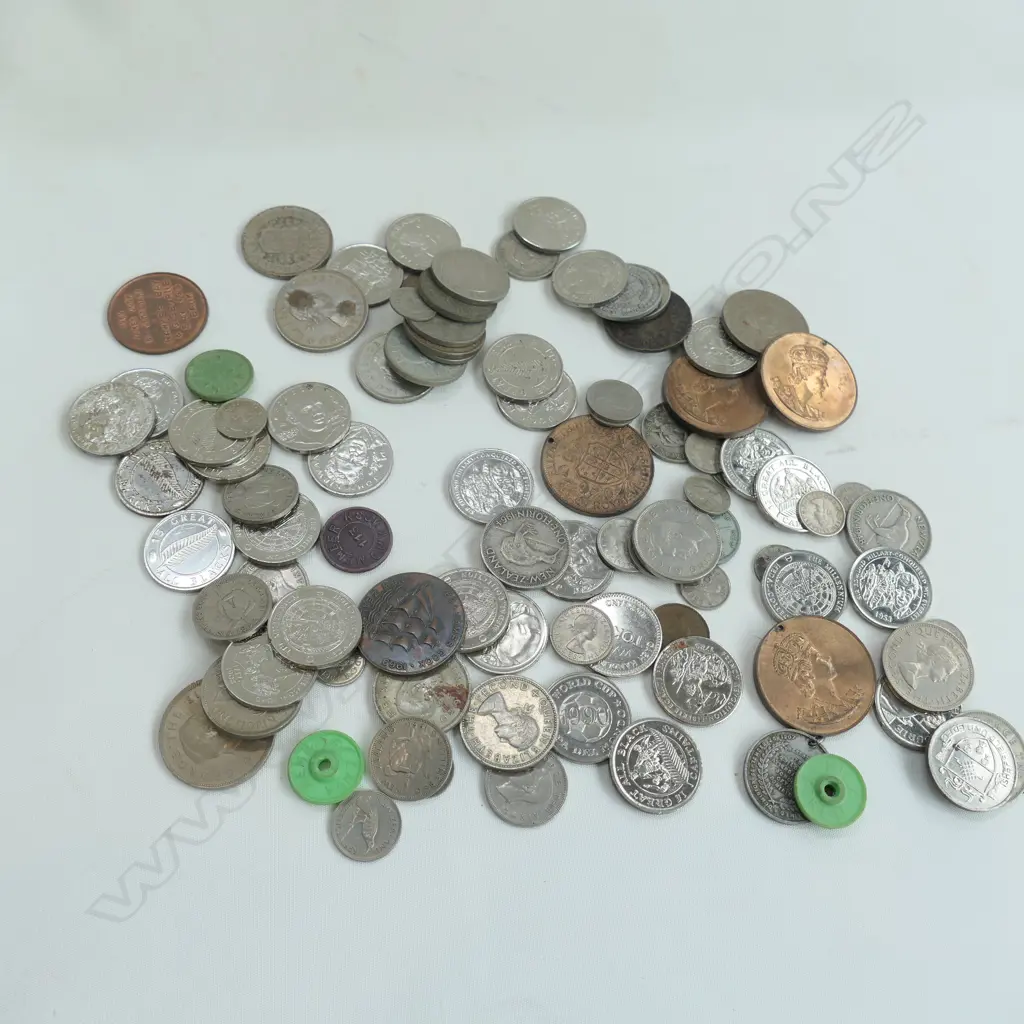 COLLECTION VARIOUS NZ & WORLD COINS Image 1++