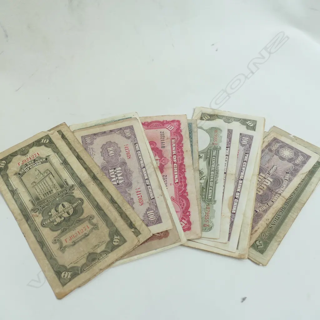 SELECTION VARIOUS CHINESE BANKNOTES Image 1++