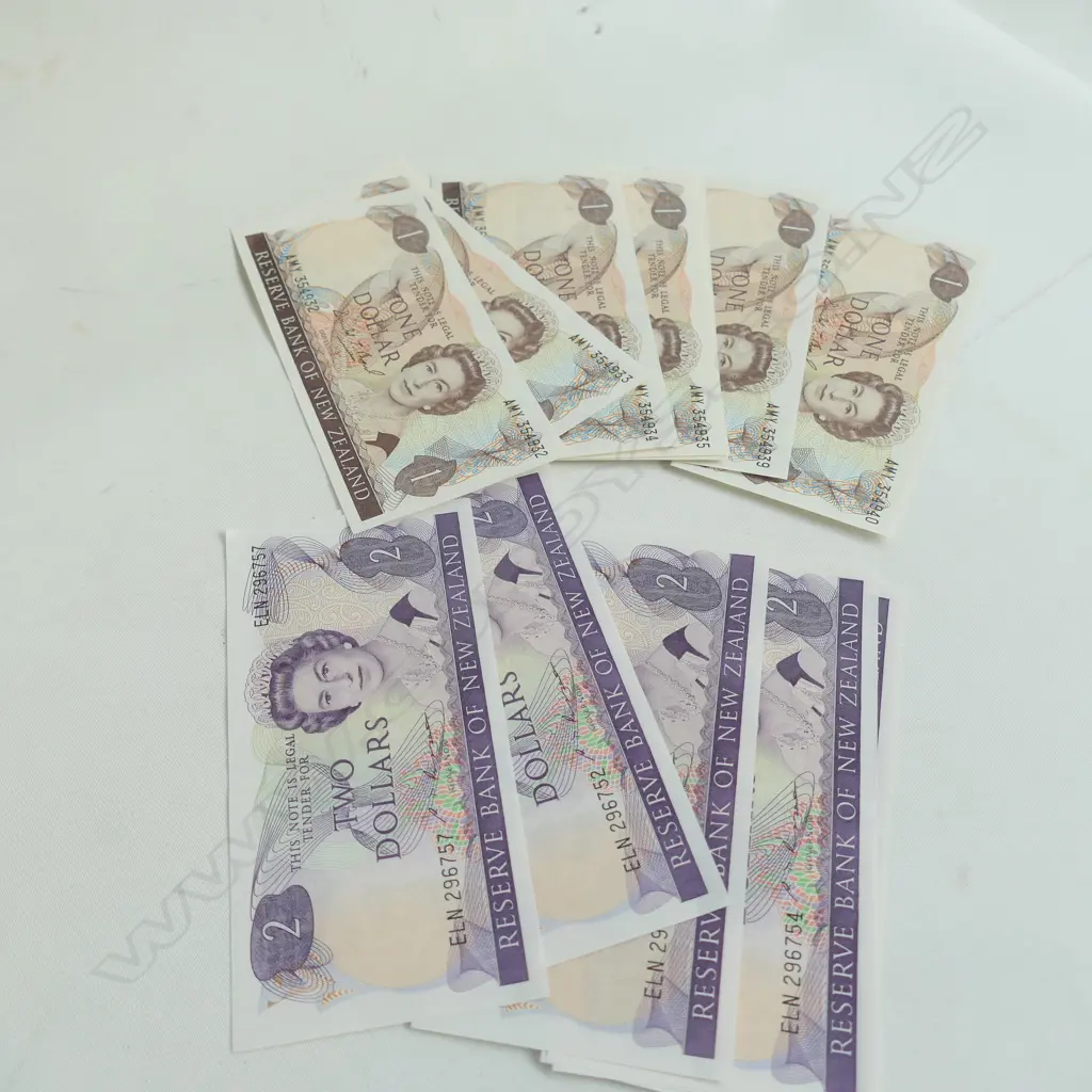 CONSECUTIVE SER NUMBERED NZ BANKNOTES, 9 x $1, 6 x $2 Image 1++