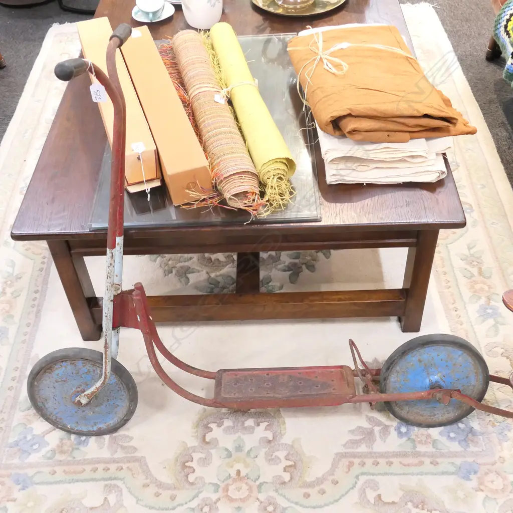 VINTAGE CHILDS SCOOTER Image 1++