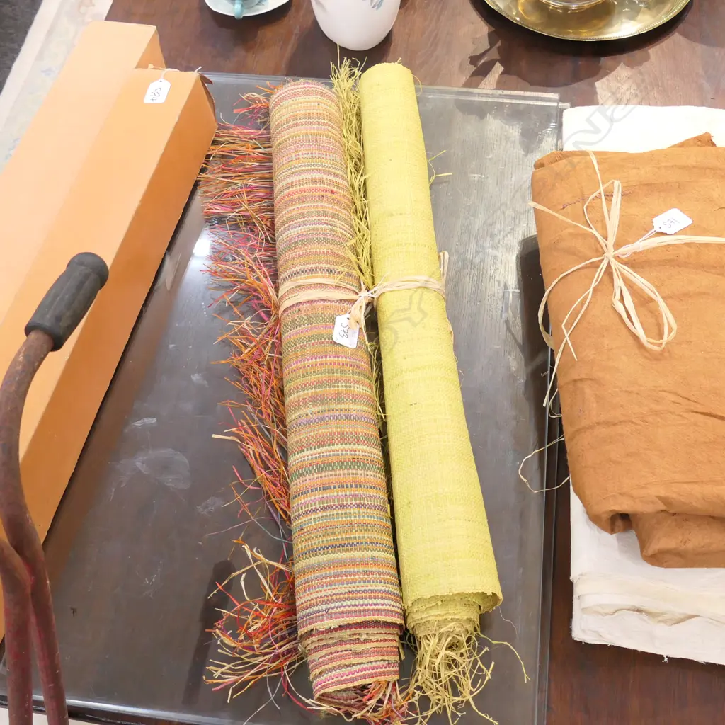 2 WOVEN RAFFIA PANELS FROM MADAGASCAR Image 1++