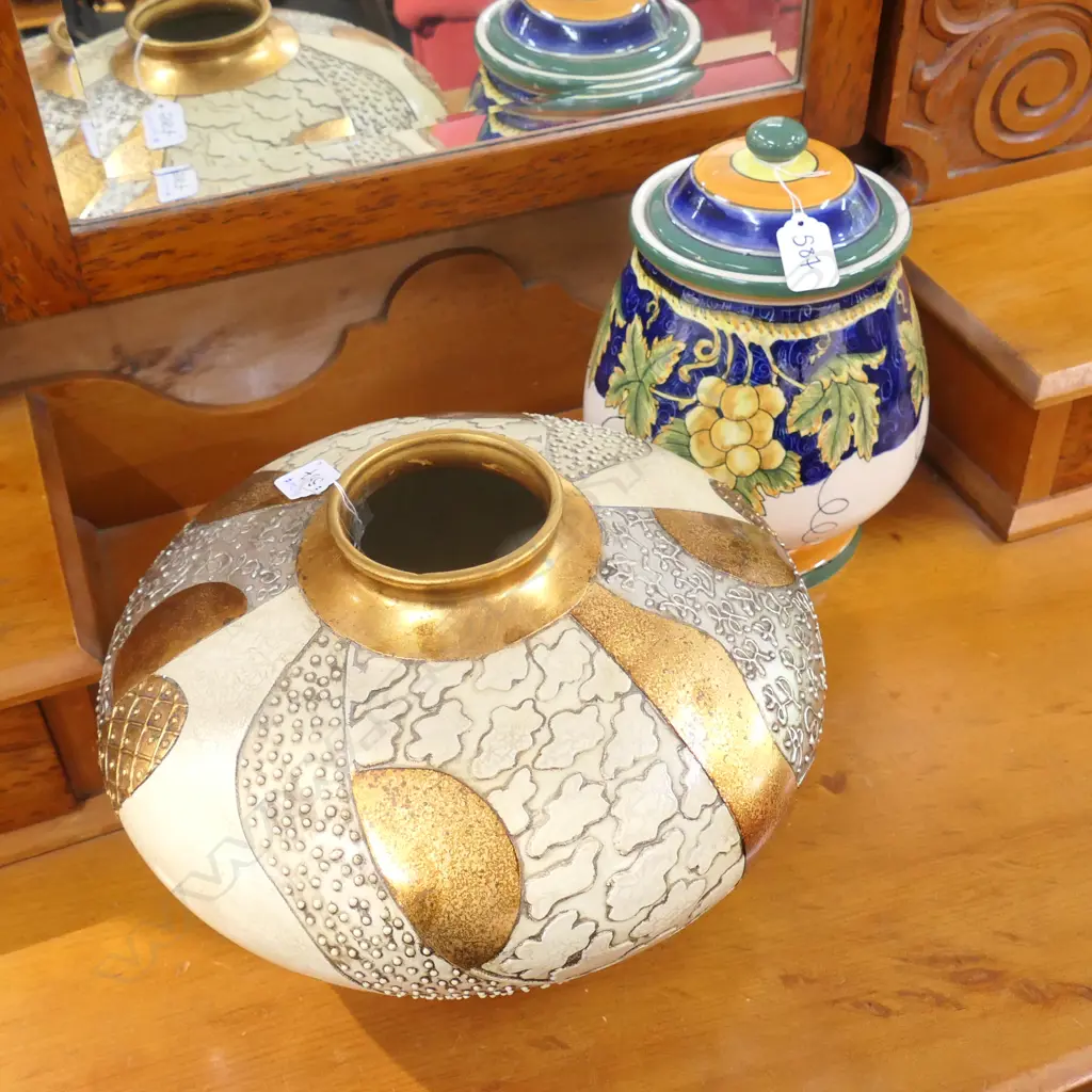 DECORATIVE VASE & ITALIAN LIDDED JAR DECORATED WITH GRAPE VINE Image 1++