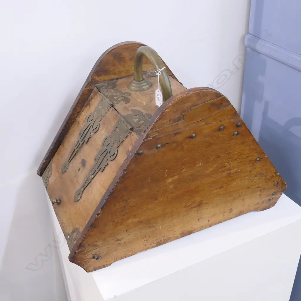 VICTORIAN WOODEN COAL BOX  Image 1++