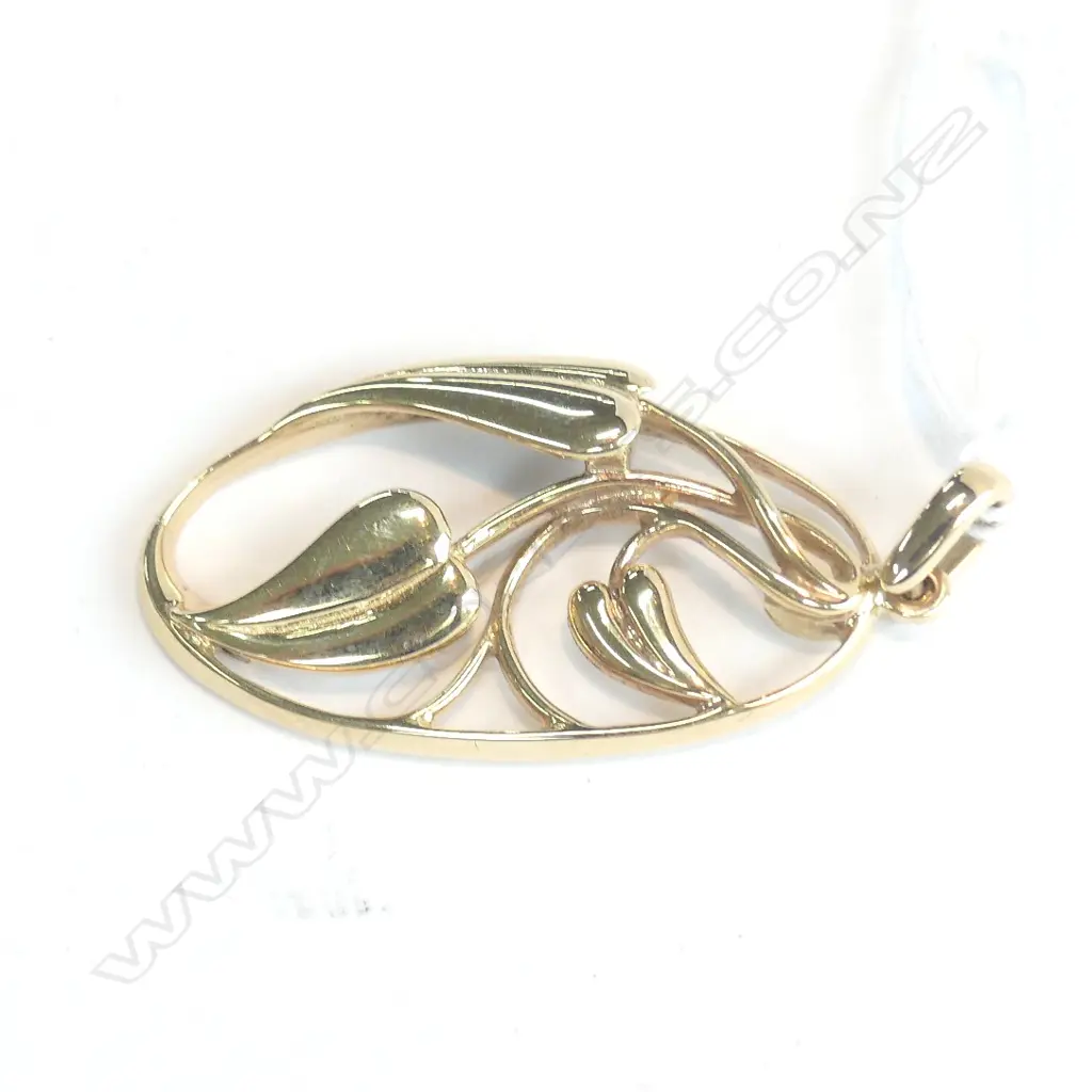 OLA M GORIE GOLD PENDANT 9CT MCINTOSH INSPIRED Image 1++