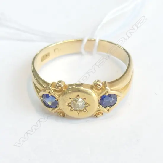 18CT VICT. SAPPHIRE & DIAMOND RING