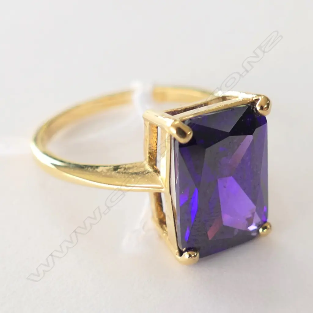 COSTUME RING Image 1++