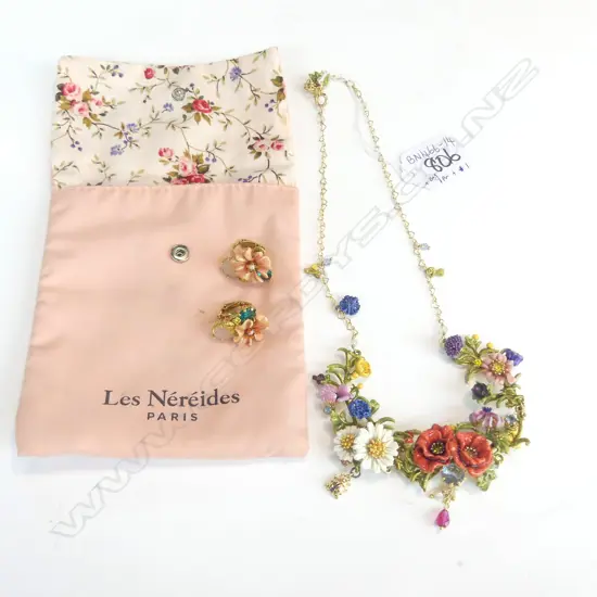 LES NEREIDES NECKLACE AND EARRINGS (IN ORIGINAL BAG)