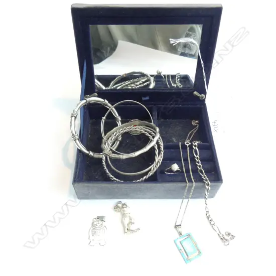 LOT 6 SIL BANGLES 2 SIL PENDANTS + PEARL RING