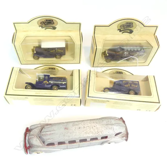 FUN HO BUS + 4 CADBURY MODEL TRUCKS