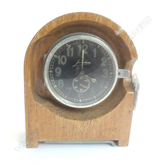 JUNGHANS WWII MILITARY CLOCK LATER OAK CASE