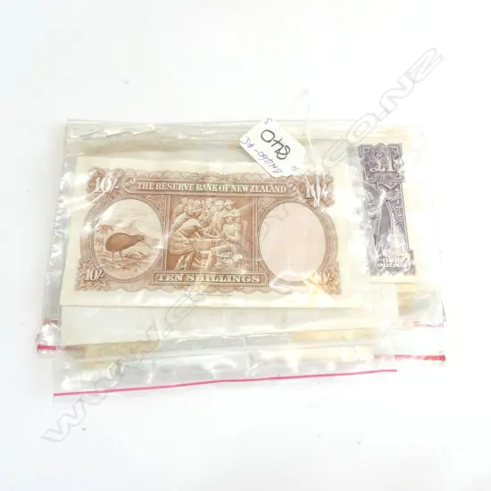 3 NZ FLEMMING BANK NOTES £5 (11C...)+ £1(300...) + 10/-