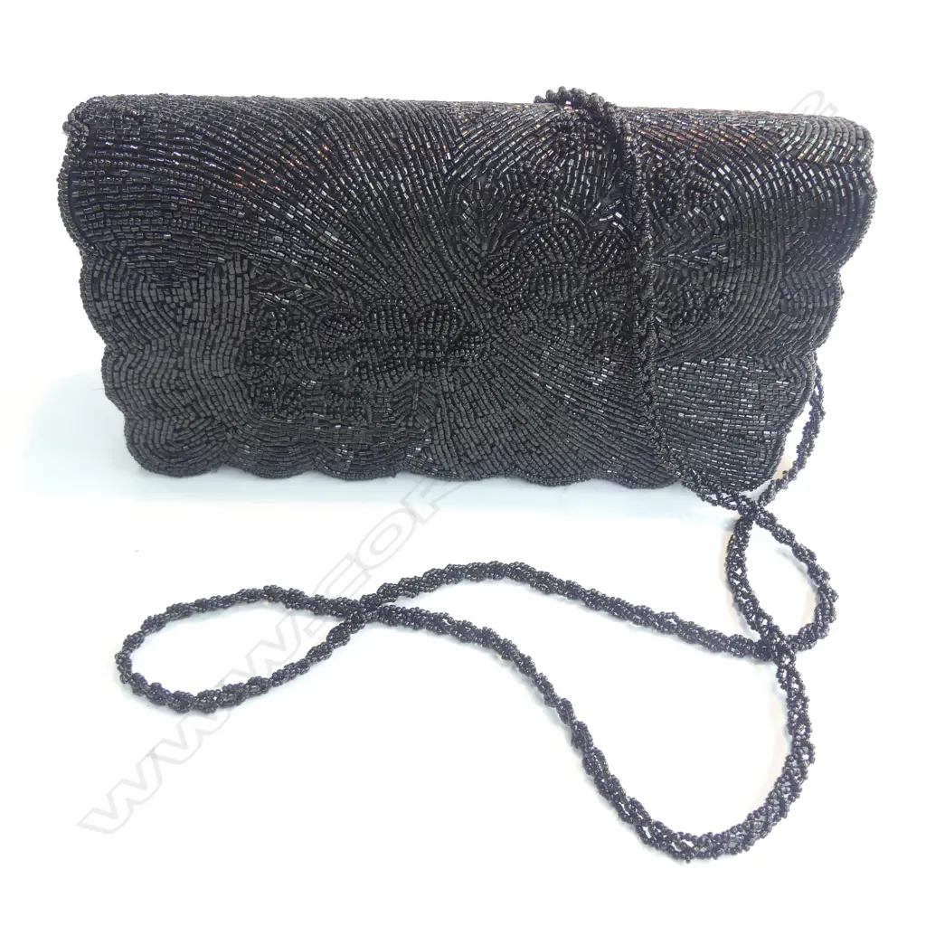 LADIES BEADED BLACK EVENING BAG Image 1++