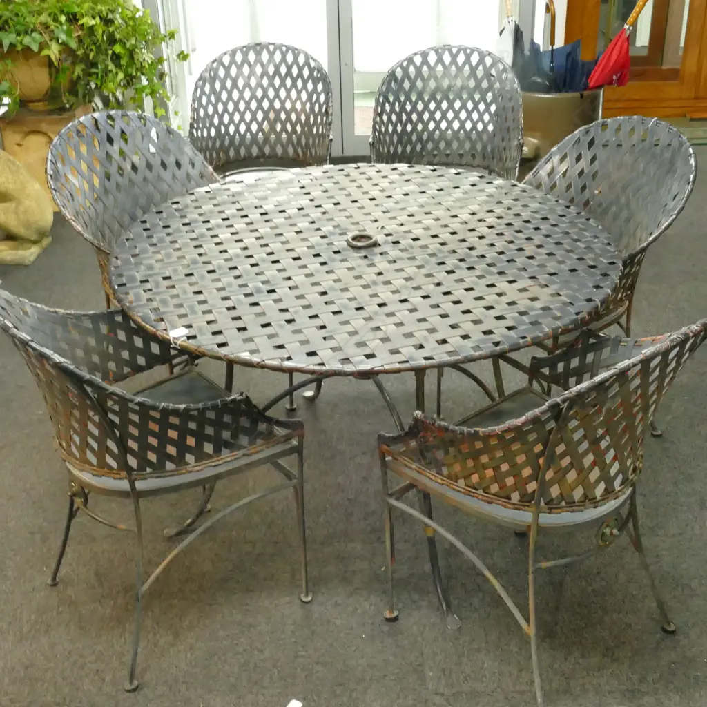 IRON LATTICE OUTDOOR TABLE 1200MM DIA AND SIX CHAIRS Image 1++