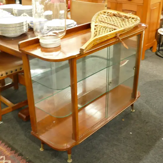 MAHOGANY CHINA DISPLAY CABINET ROUNDED GLAZED CORNERS