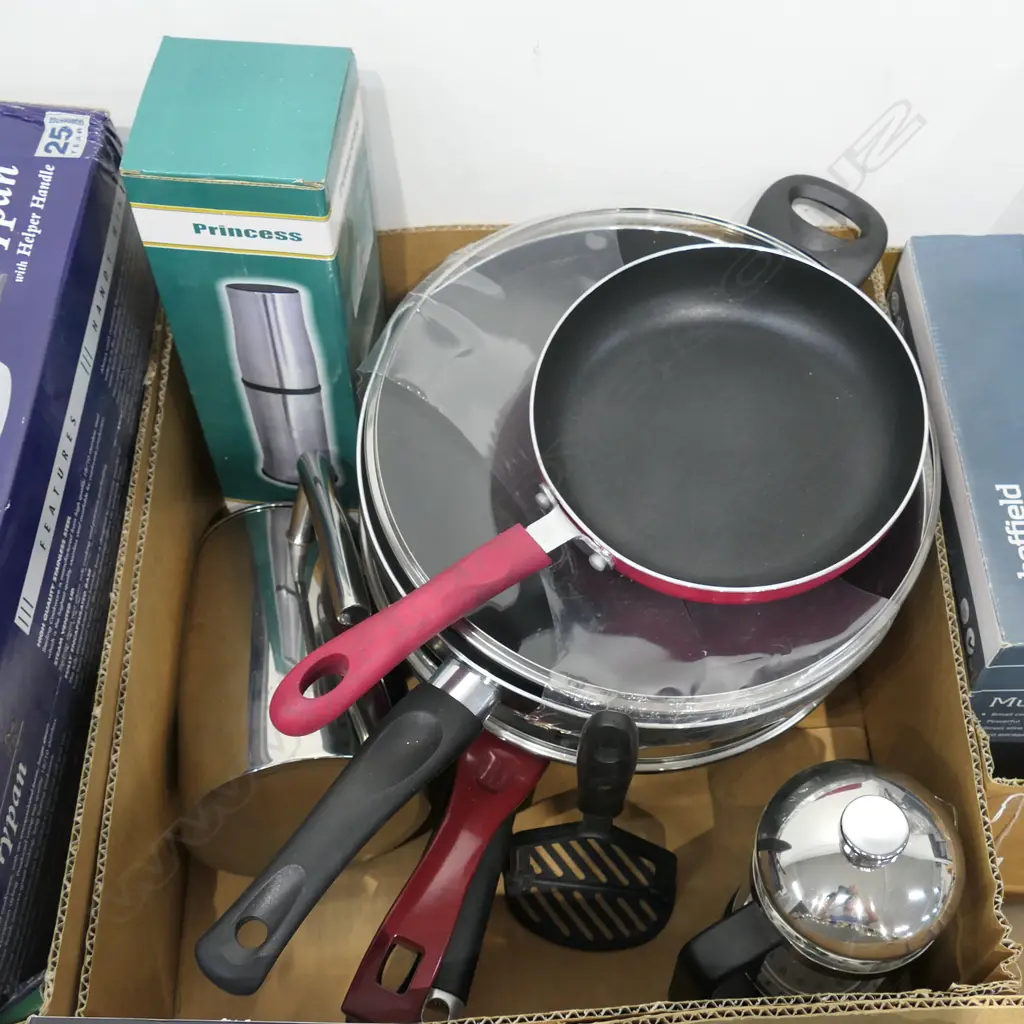 30cm wok with lid Image 1++