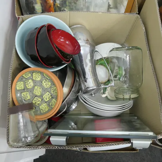 LOT ASST KITCHENALIA INCL. R/ALBERT ETC