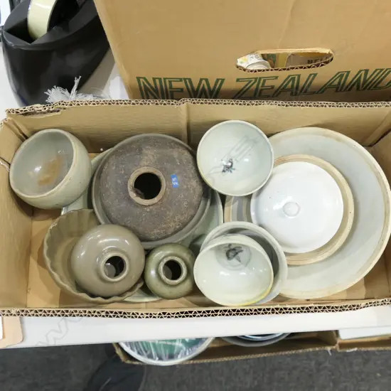 COLLECTION OF PROVINCIAL (THAI /  S.E. ASIA) MING AND SONG CERAMICS (13 PCES)