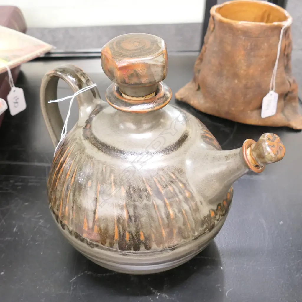 CARL VENDLEBOSH POT BASED ON A KENDI (WINE JAR) Image 1++