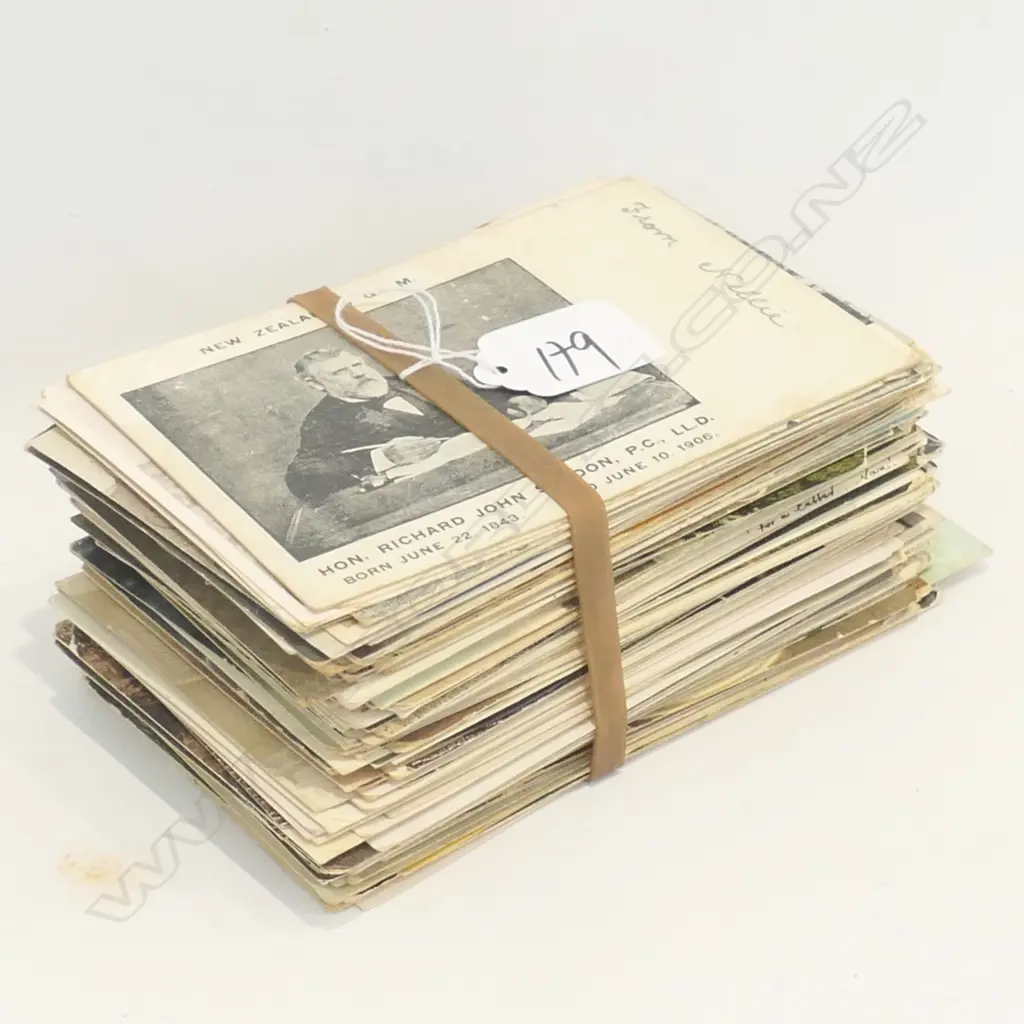 150 APPROX POSTCARDS  Image 1++