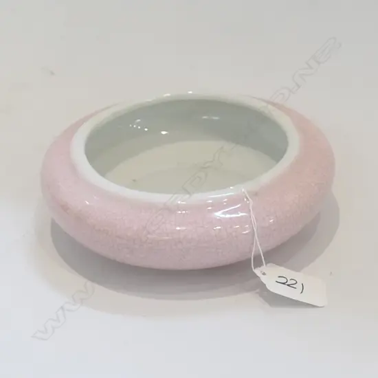 ORIENTAL PINK CRACKLE GLAZE BOWL/BRUSH WASHER
