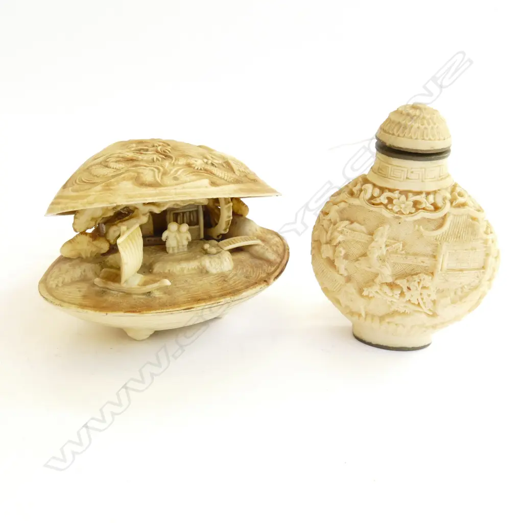 FAUX IVORY SNUFF BOTTLE AND CARVED SHELL SCENE Image 1++