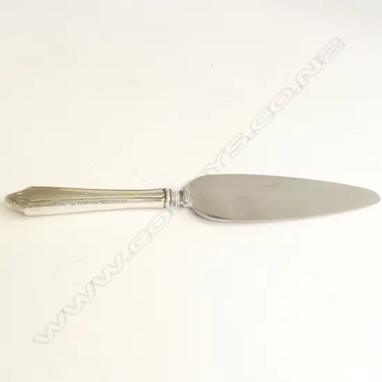 AMERICAN SILVER HANDLED CAKE SLICE, L.245MM