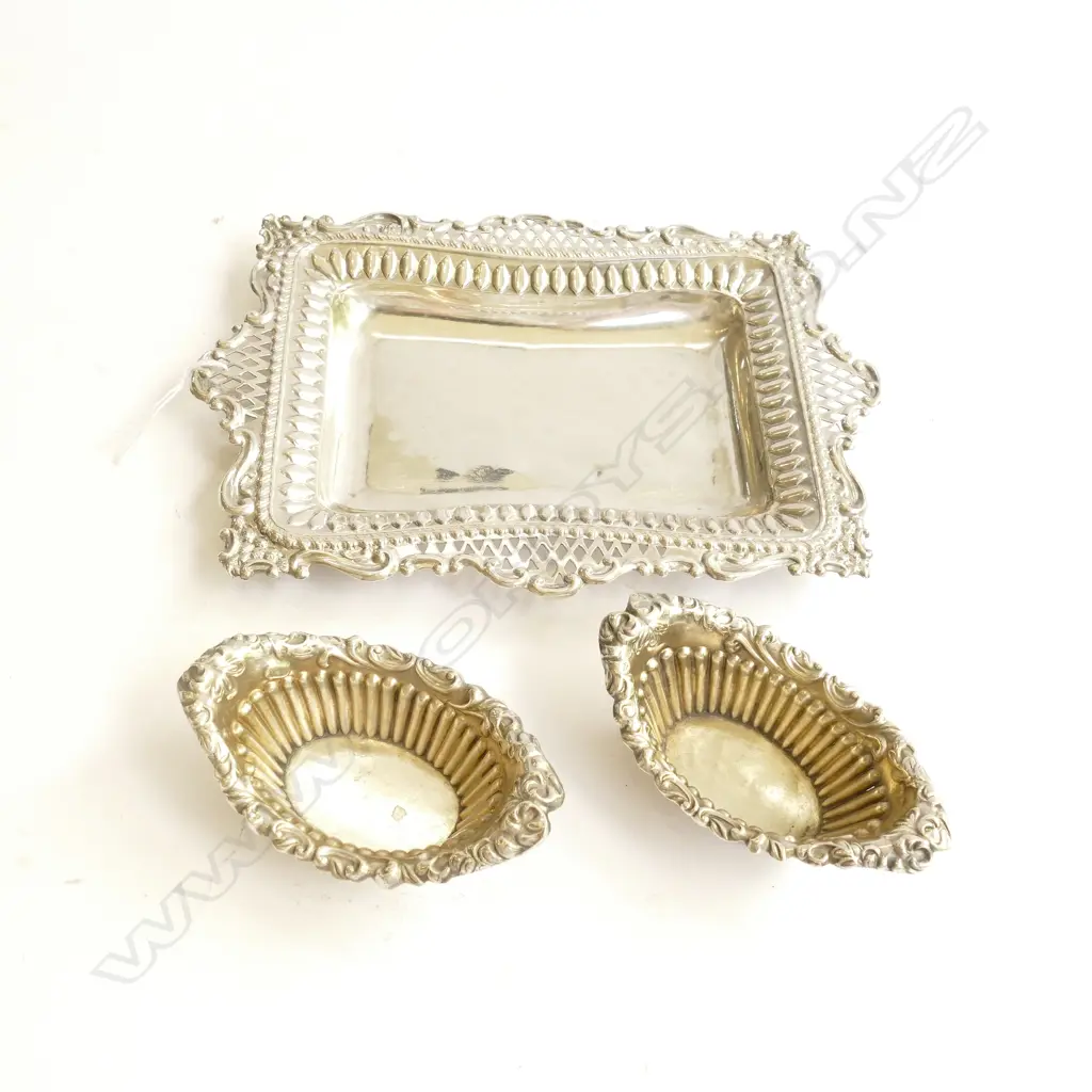 PR STERLING SALTS AND BON BON DISH Image 1++
