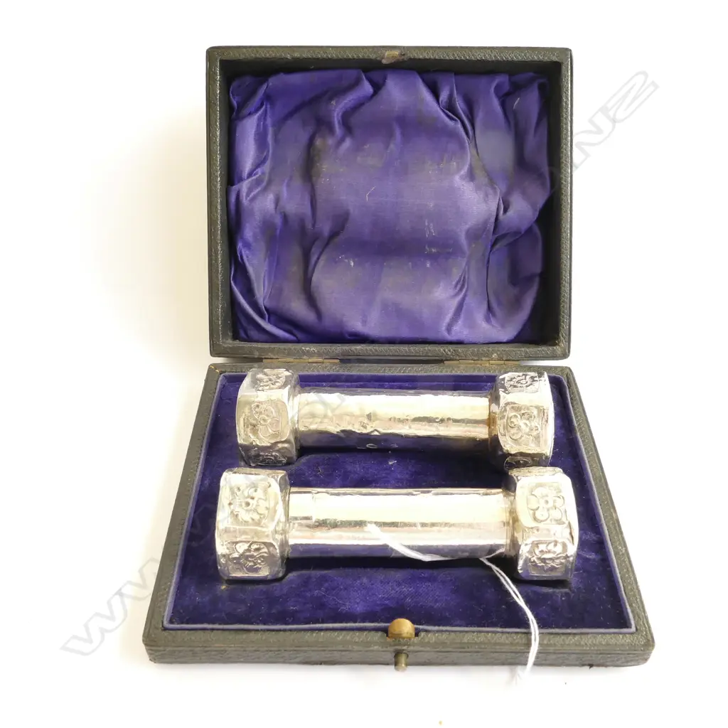 STG. SIL. PR OF KNIFE RESTS IN BOX - BIRMINGHAM 1901 Image 1++