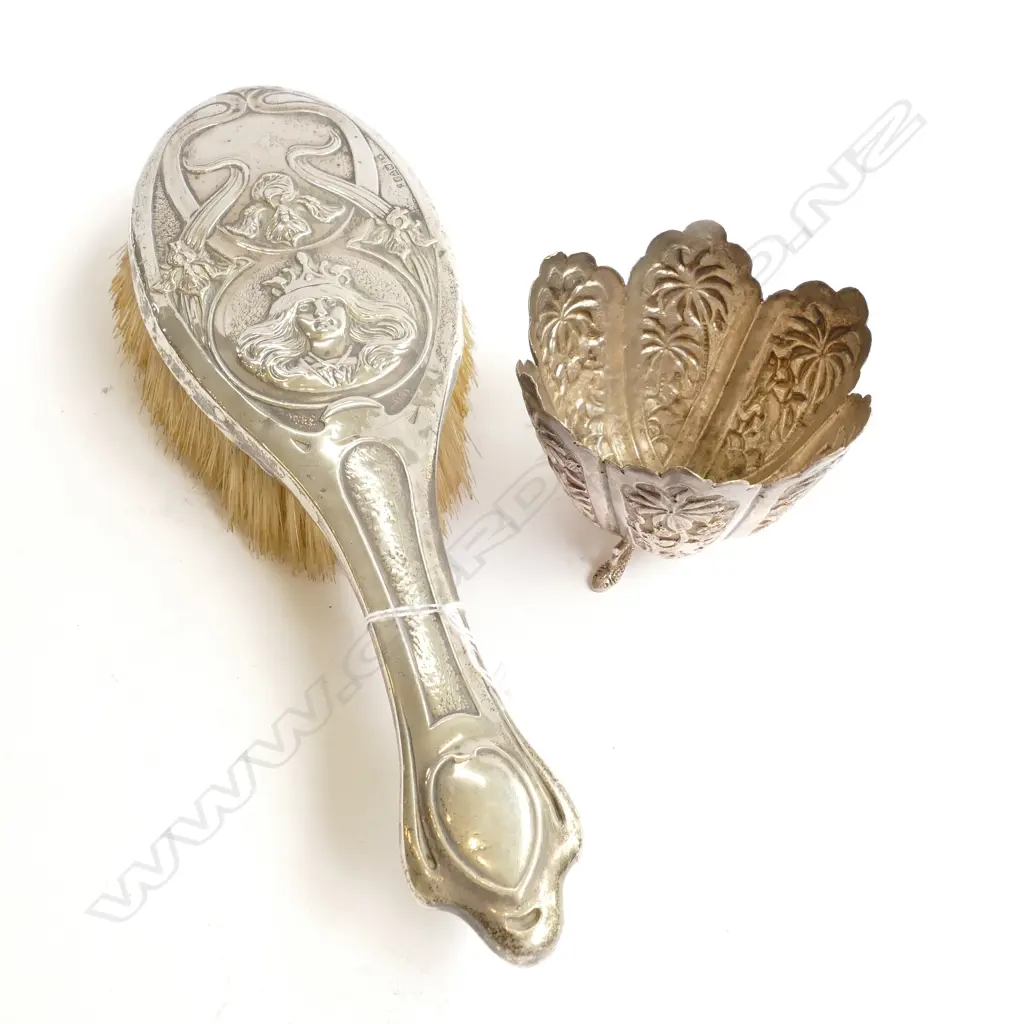 STG SILVER ART NOUVEAU HAIRBRUSH AND ASIAN SILVER DISH Image 1++