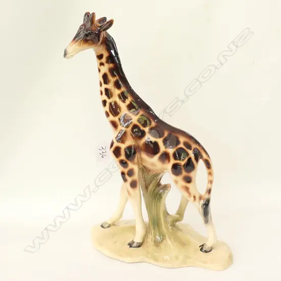 DUTCH CERAMIC GIRAFFE H 390 MM