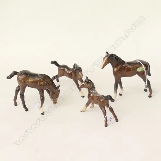 4 BESWICK HORSES H 120 MM