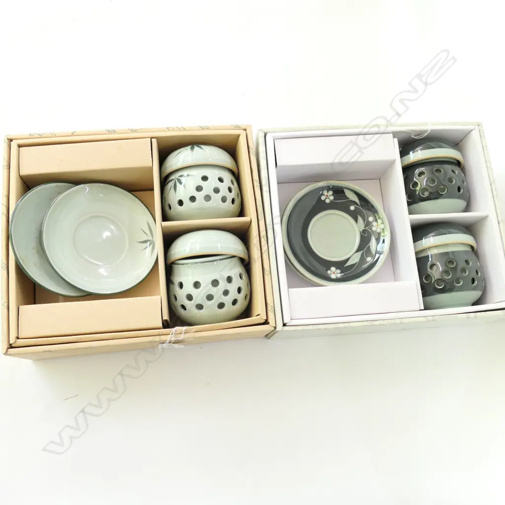 2 KOREAN TEA SETS BOXED AS NEW Image 1++