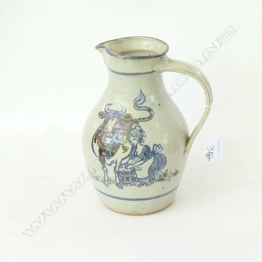 NZ STUDIO POTTERY MILK JUG POTTED BY MICHAEL LUCAS, PAINTED BY JILL TOTTY Image 1++