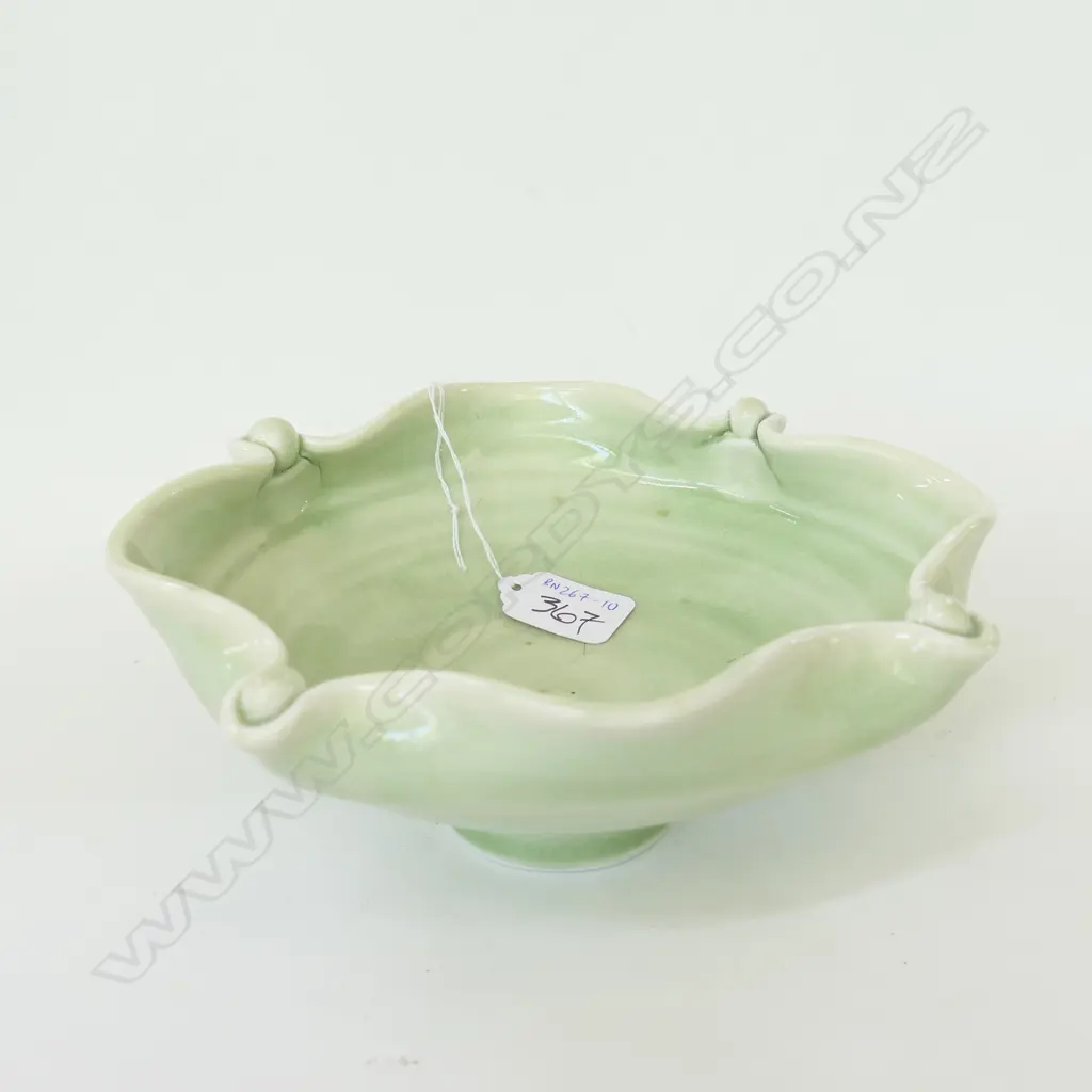 MIREK SMISEK REFORMED 4-SIDED BOWL Image 1++