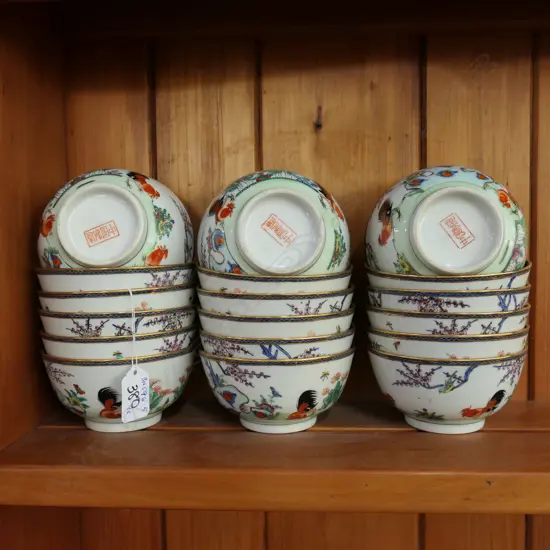 18 CHINESEPORCELAIN COCKERAL BOWLS. Dia.115mm