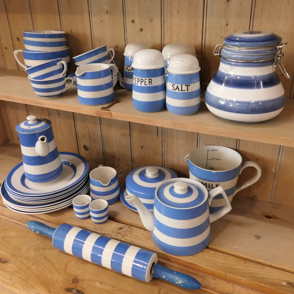 LOT ASST CORNISH WARE Image 1++