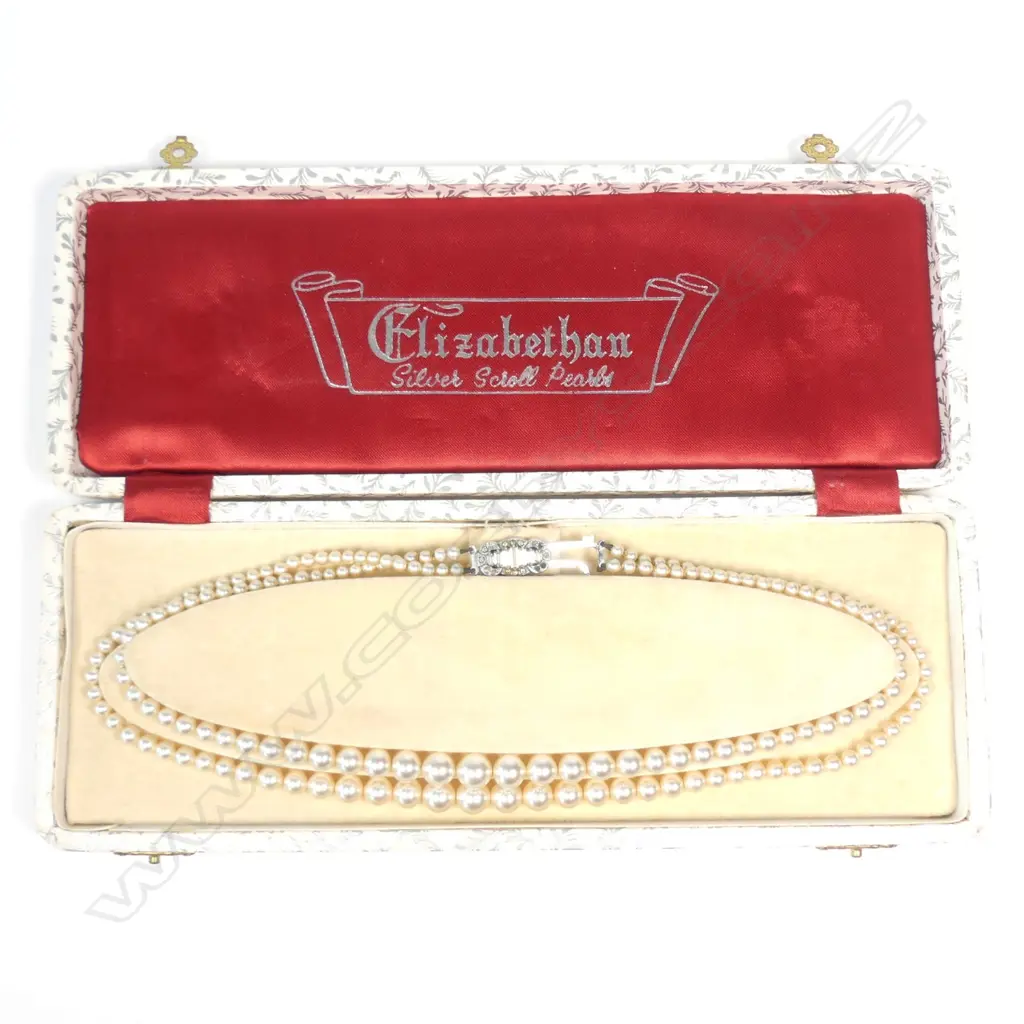 PEARL?? NECKLACE IN BOX Image 1++