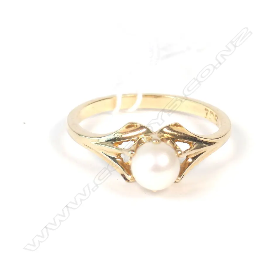 9CT PEARL RING SOLITAIRE CLAW SET Image 1++