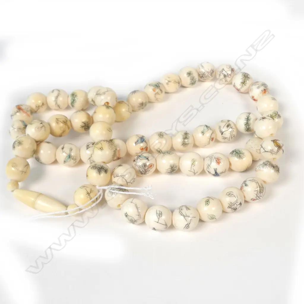 CHINESE FINELY ENGRAVED IVORY BEAD NECKLACE ... Image 1++