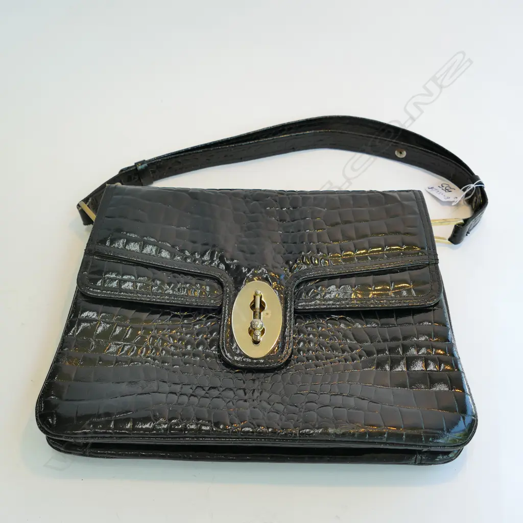 VINTAGE GENUINE CROCDILE SKIN HANDBAG MADE IN GERMANY Image 1++