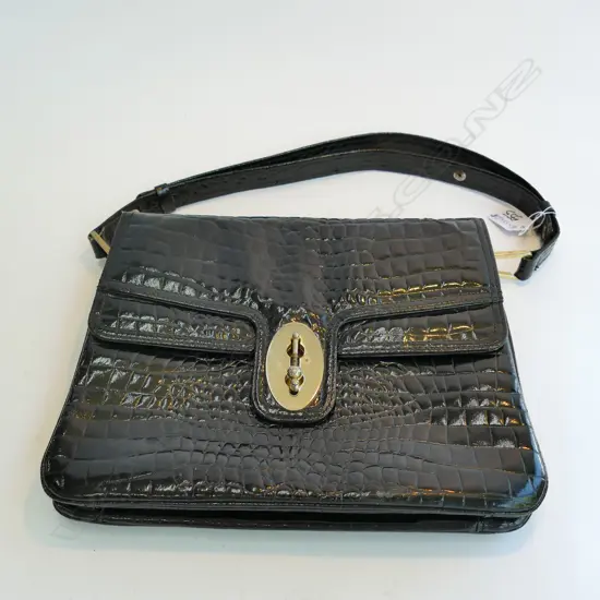 VINTAGE GENUINE CROCDILE SKIN HANDBAG MADE IN GERMANY