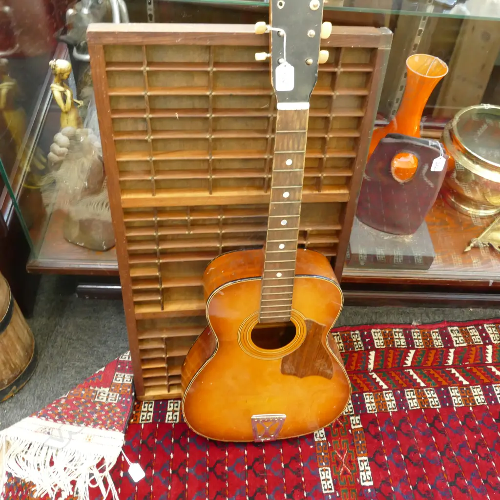 GUITAR + PRINTER TRAY Image 1++