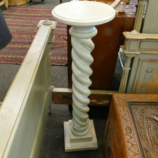 PAINTED BARLEY TWIST STAND H 1000 MM